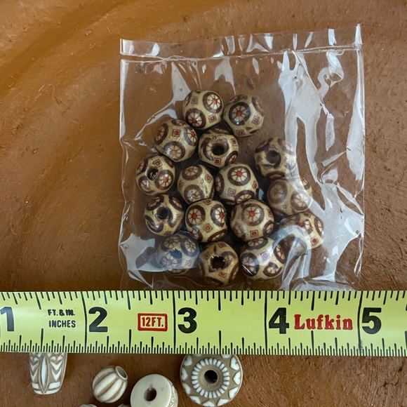 ⬇️ FINAL PRICE New Craft Beads Cream Beige Red 3 Packs - Picture 10 of 11